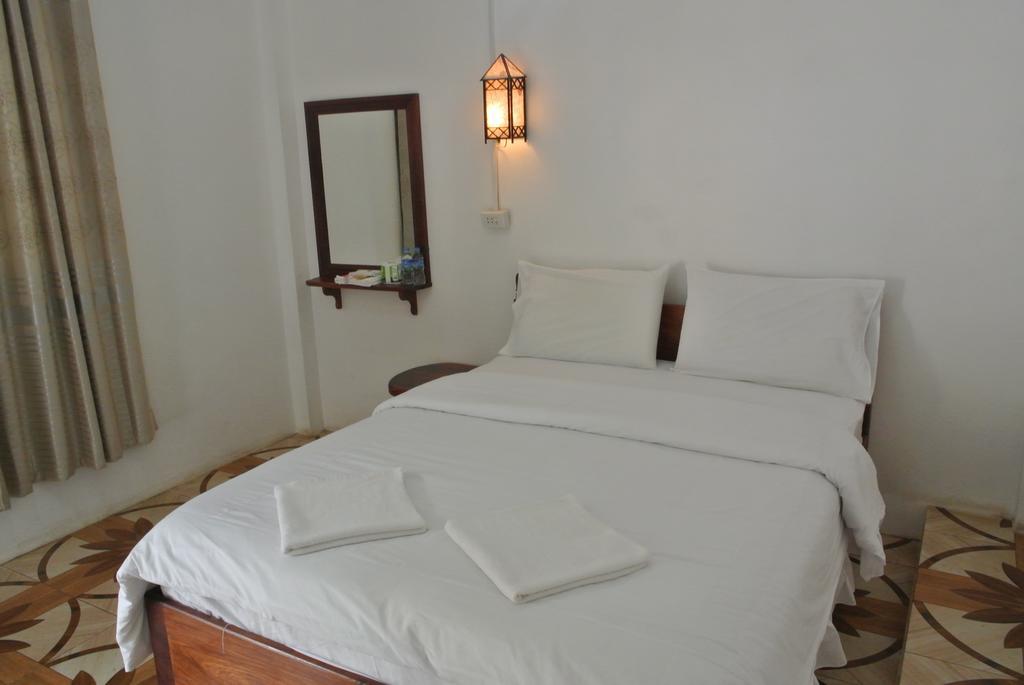 Phonemany Guesthouse Pakbeng Exterior photo