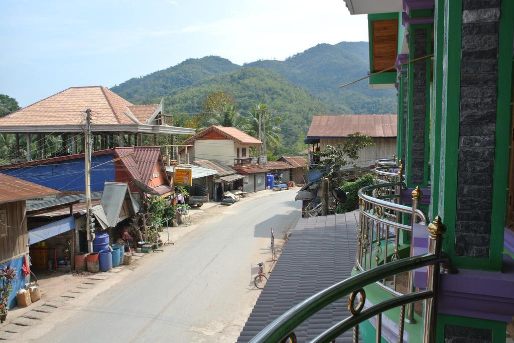 Phonemany Guesthouse Pakbeng Exterior photo