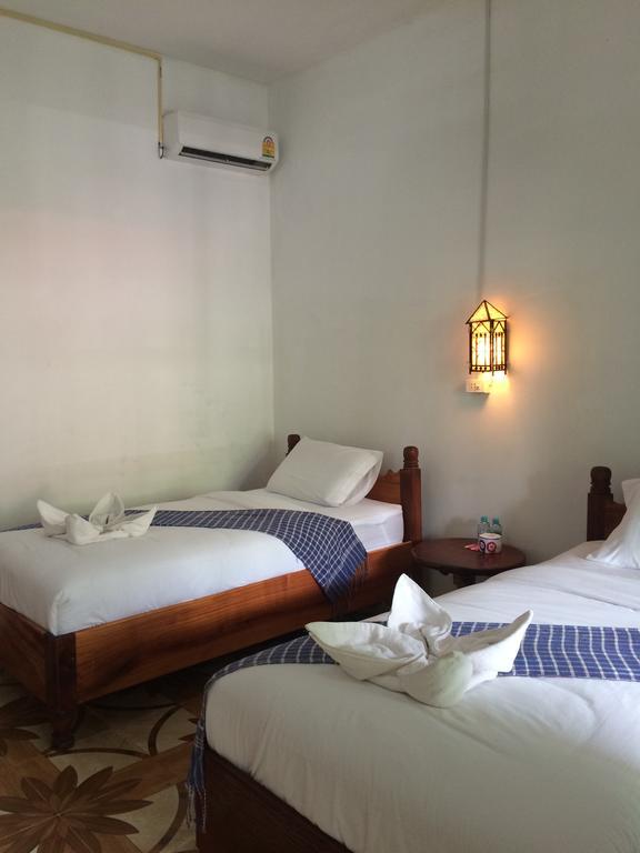 Phonemany Guesthouse Pakbeng Exterior photo